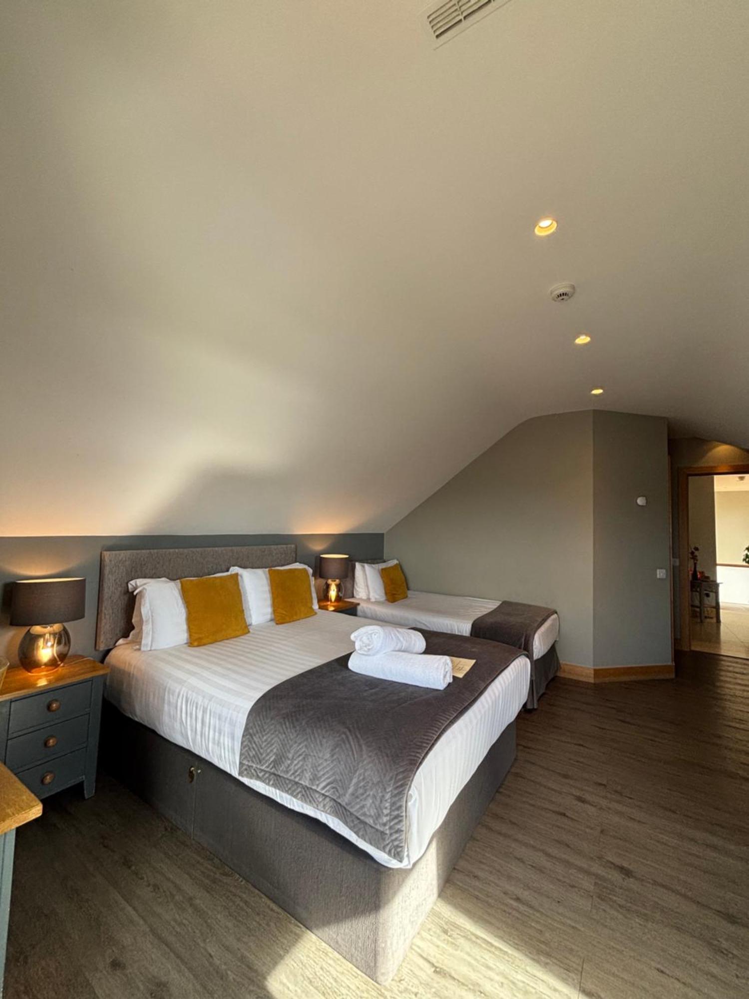 Hotel Fab View (Adults Only) Dingle Esterno foto